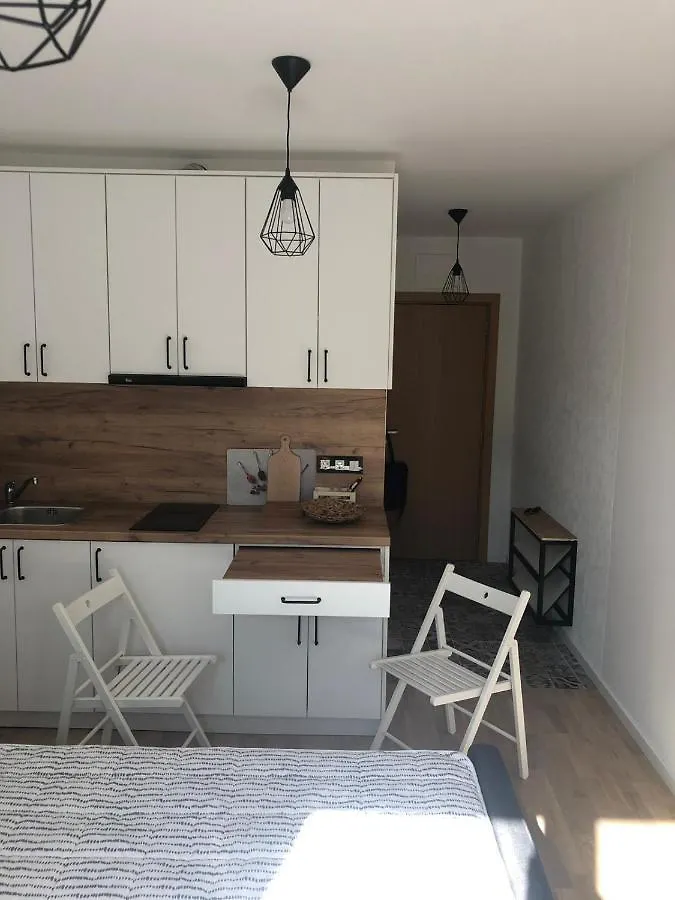 Loli'S Beach Studio Burgas City 0*,