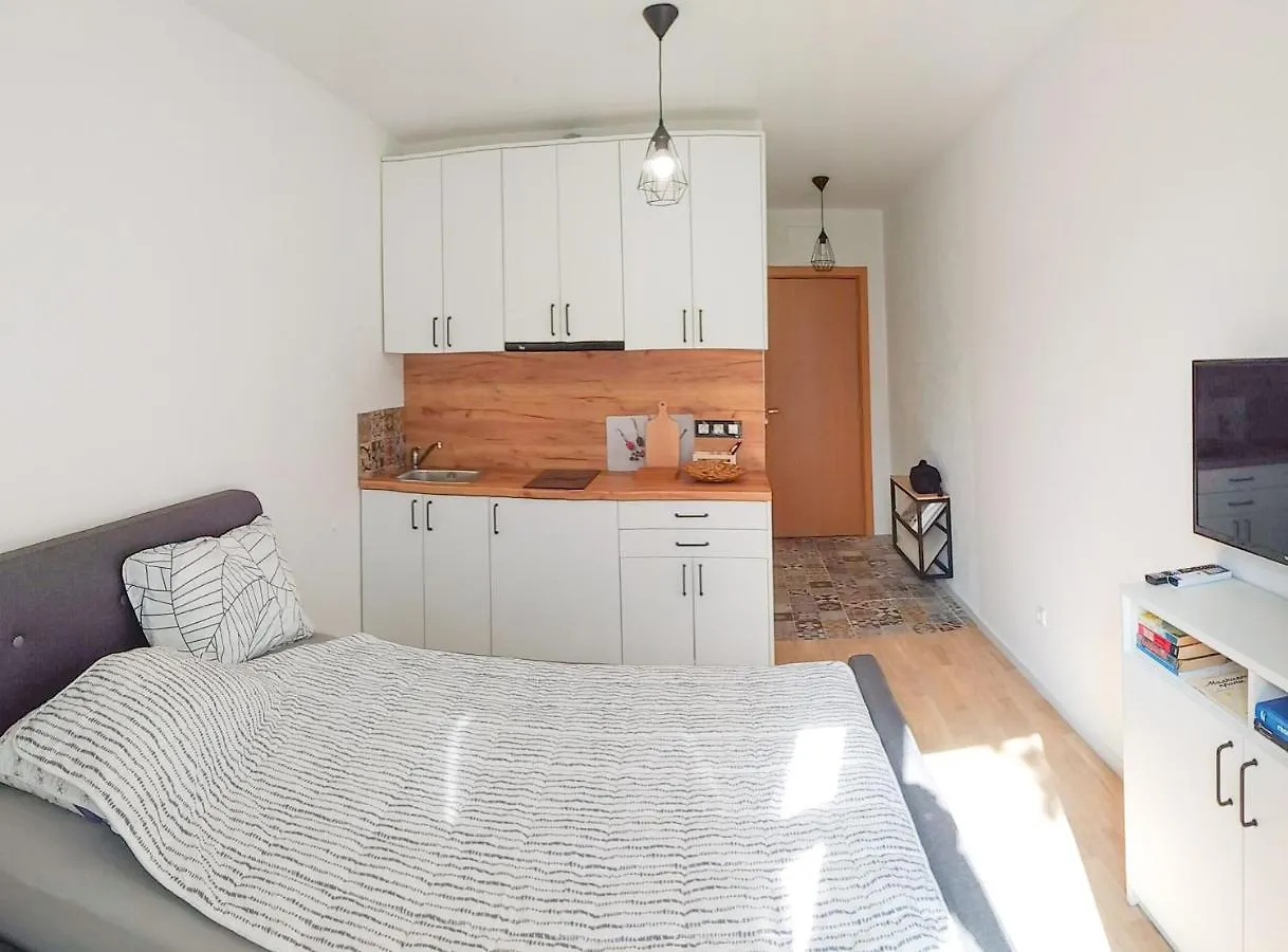 Loli'S Beach Studio Burgas City
